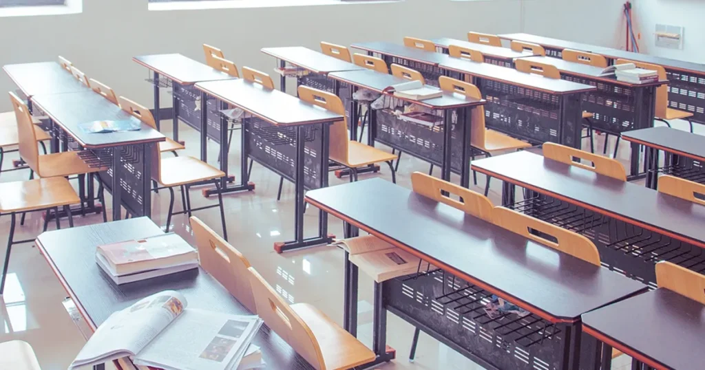 学生限定！午後3時からのカフェタイム割引実施中